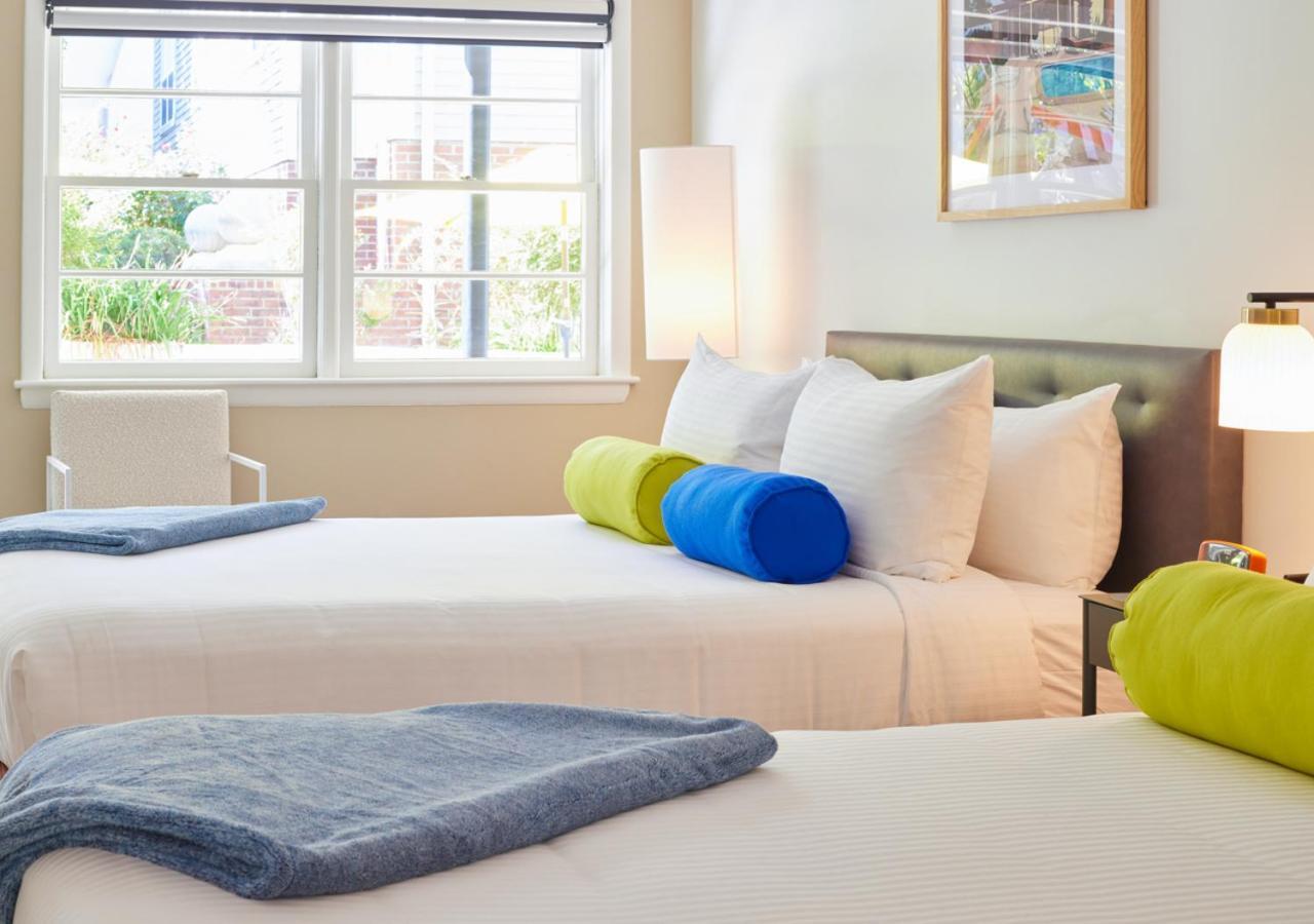 Little Mod Hotel At The University Charlottesville Bagian luar foto